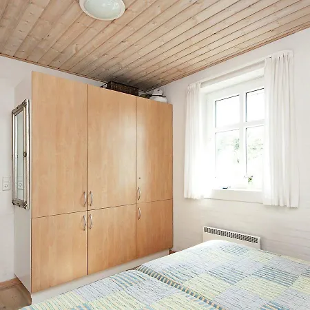 Three-bedroom Holiday In Henne 16